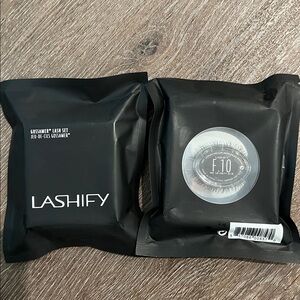 LASHIFY F10 in Black